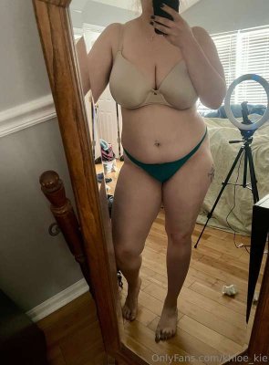 khloe_kie Photo #18
