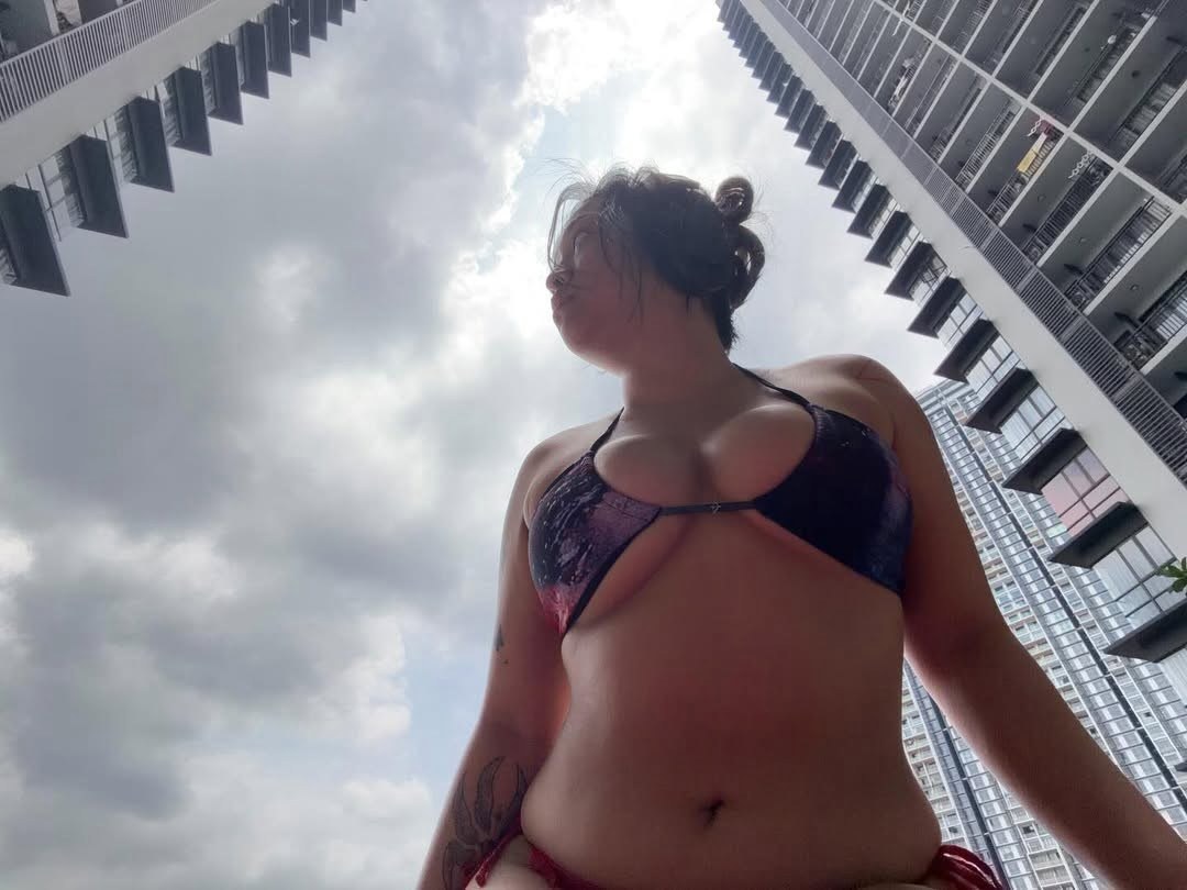 lilasianthiccie Photo #10