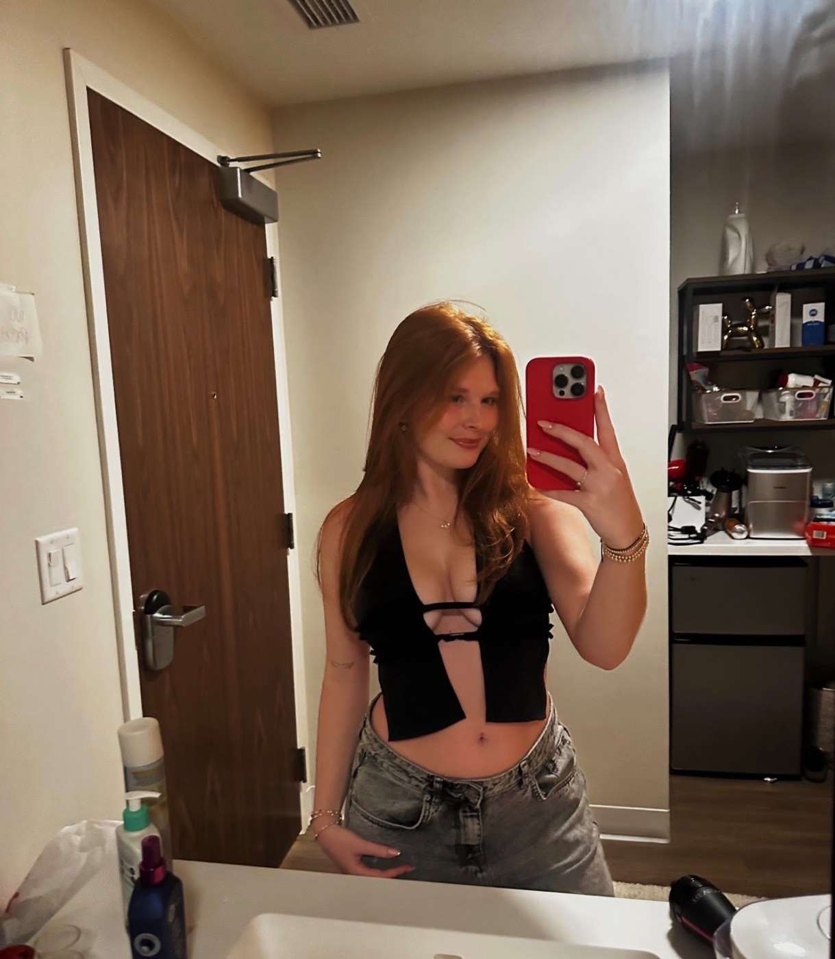 avagouldd Photo #24