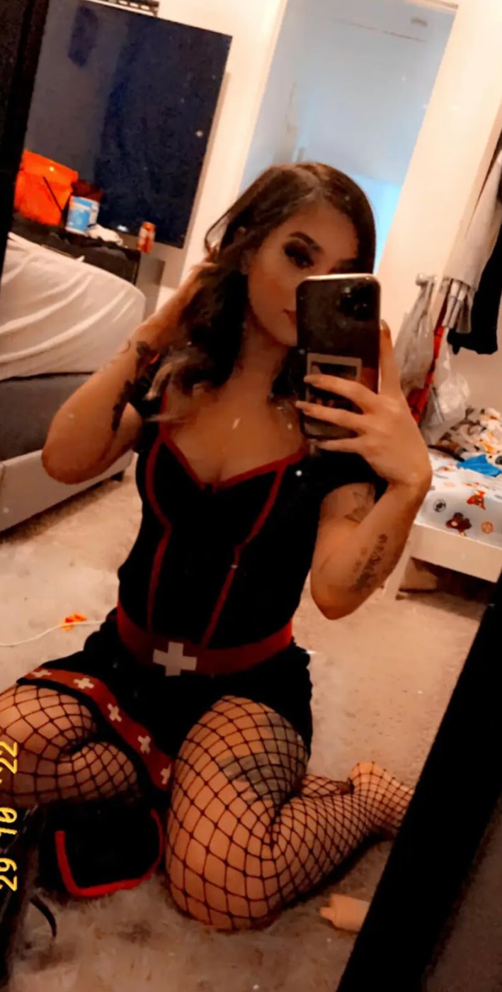 Haley Benitez Photo #2