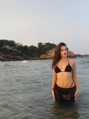 Maddy Byrnes Photo #16