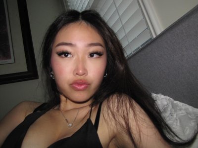 Angela Chin Photo #7