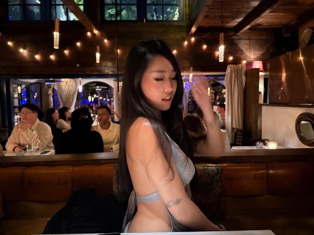 Angela Chin Photo #34