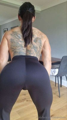 kiraxolivia Photo #29