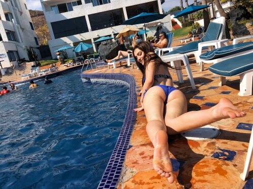 Ally Hardesty Photo #361