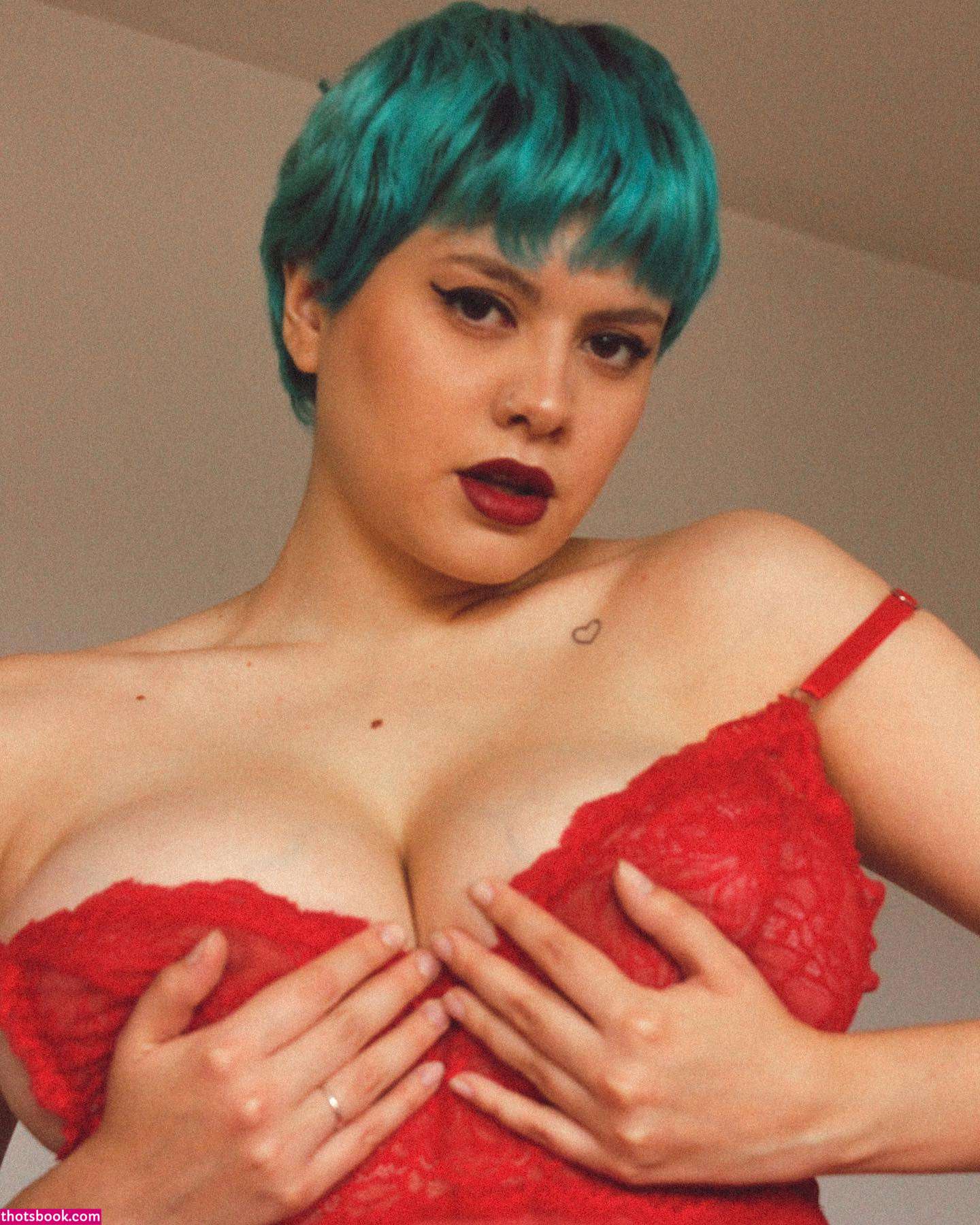 Moonvvenus Photo #14