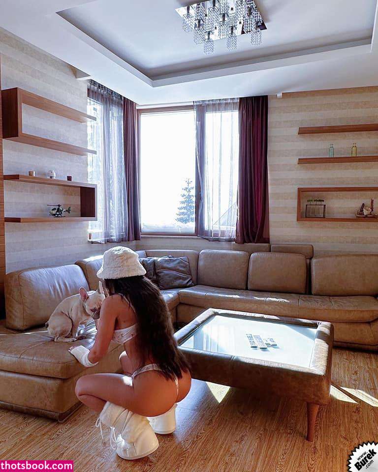 Stanija Dobrojevic Photo #10