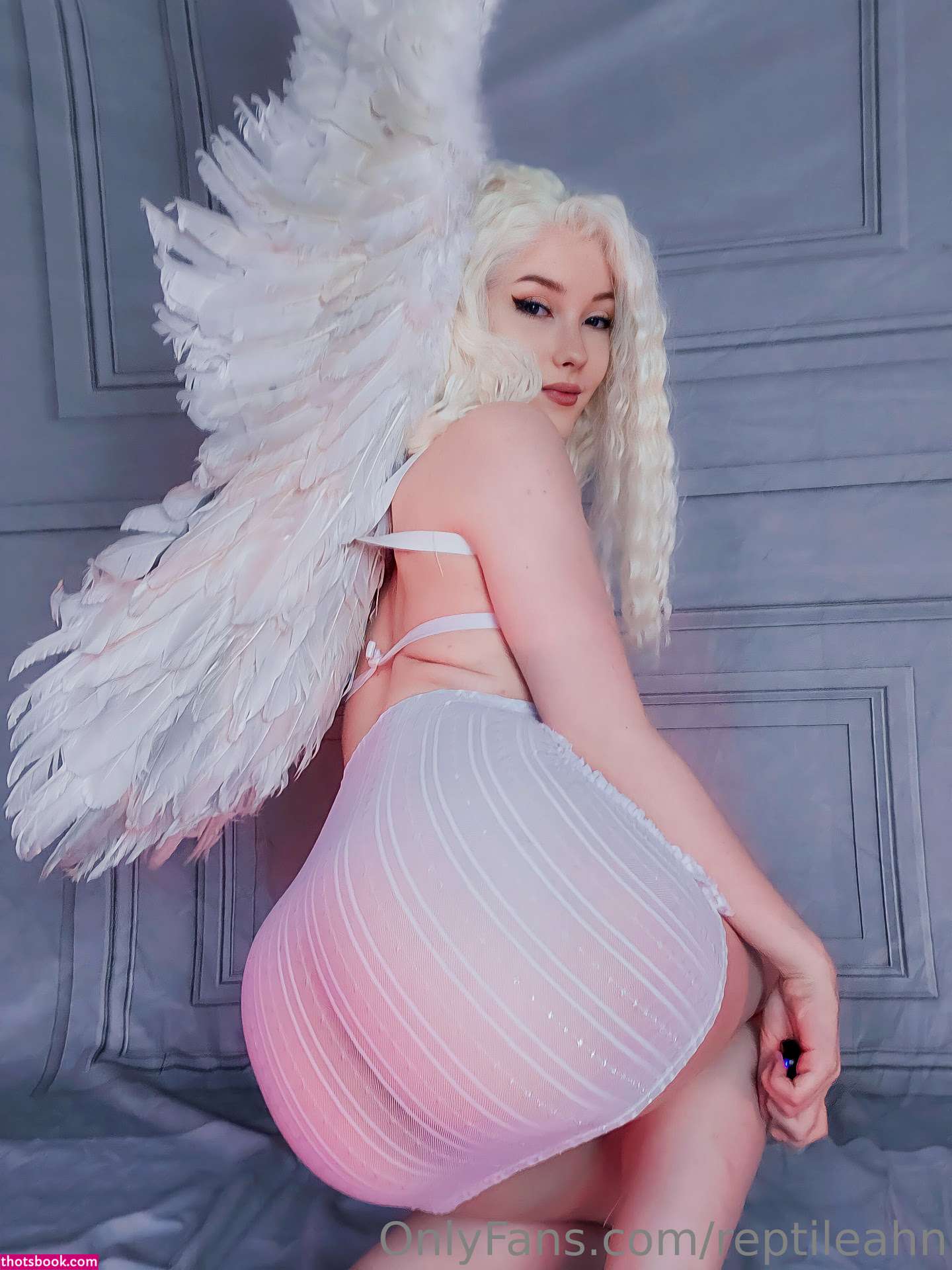 Chameleahn Photo #61