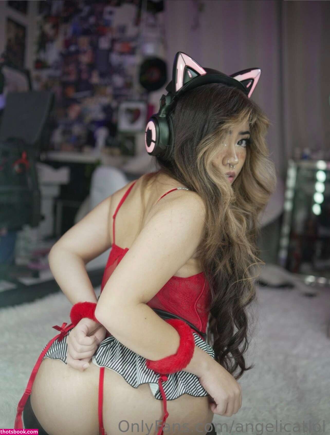 Angelicat Photo #59