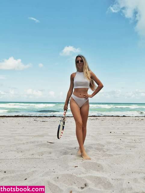 Angelina Dimova Photo #9