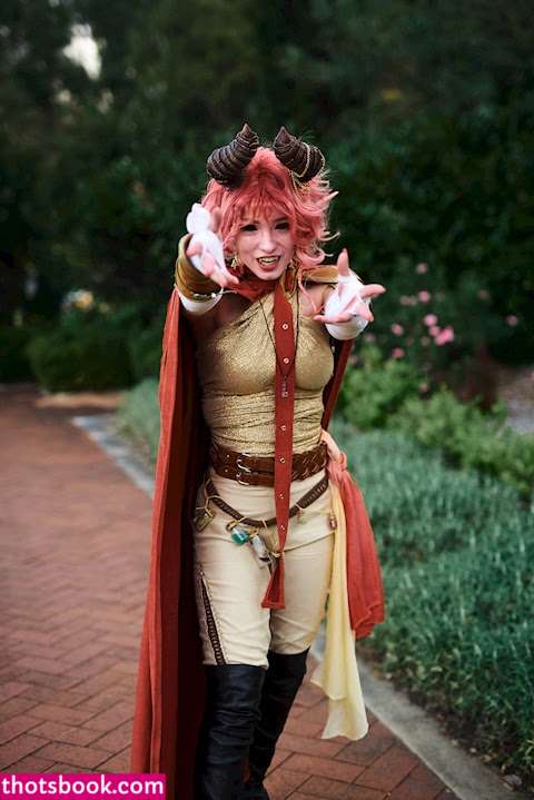 Fallcosplay Photo #12