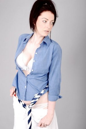 Alice Brookes Photo #54