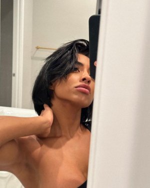 Qimmah Russo Photo #152