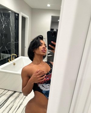 Qimmah Russo Post #25