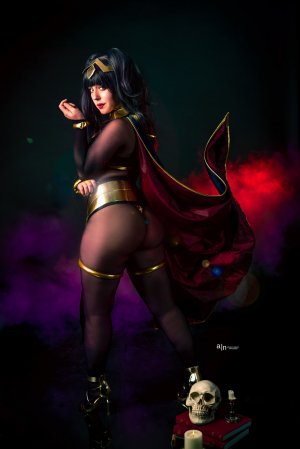 Anya Braddock Photo #115