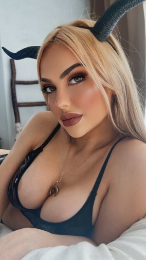 Olivia Mae Photo #25