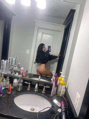 Devorah Roloff Photo #192