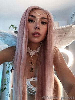 Wanderlustluca Photo #115