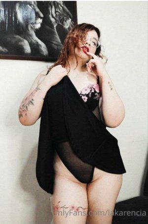 Karen Morales Photo #43