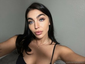 Emily Rinaudo Photo #165