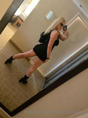 Vanessa Cage Photo #90