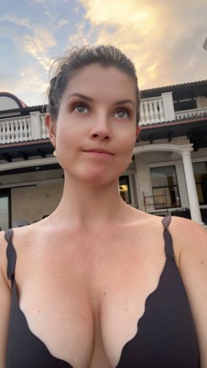 Amanda Cerny Photo #563