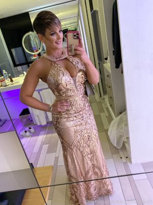 Hannah Brooks Photo #75