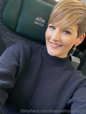 Hannah Brooks Photo #102