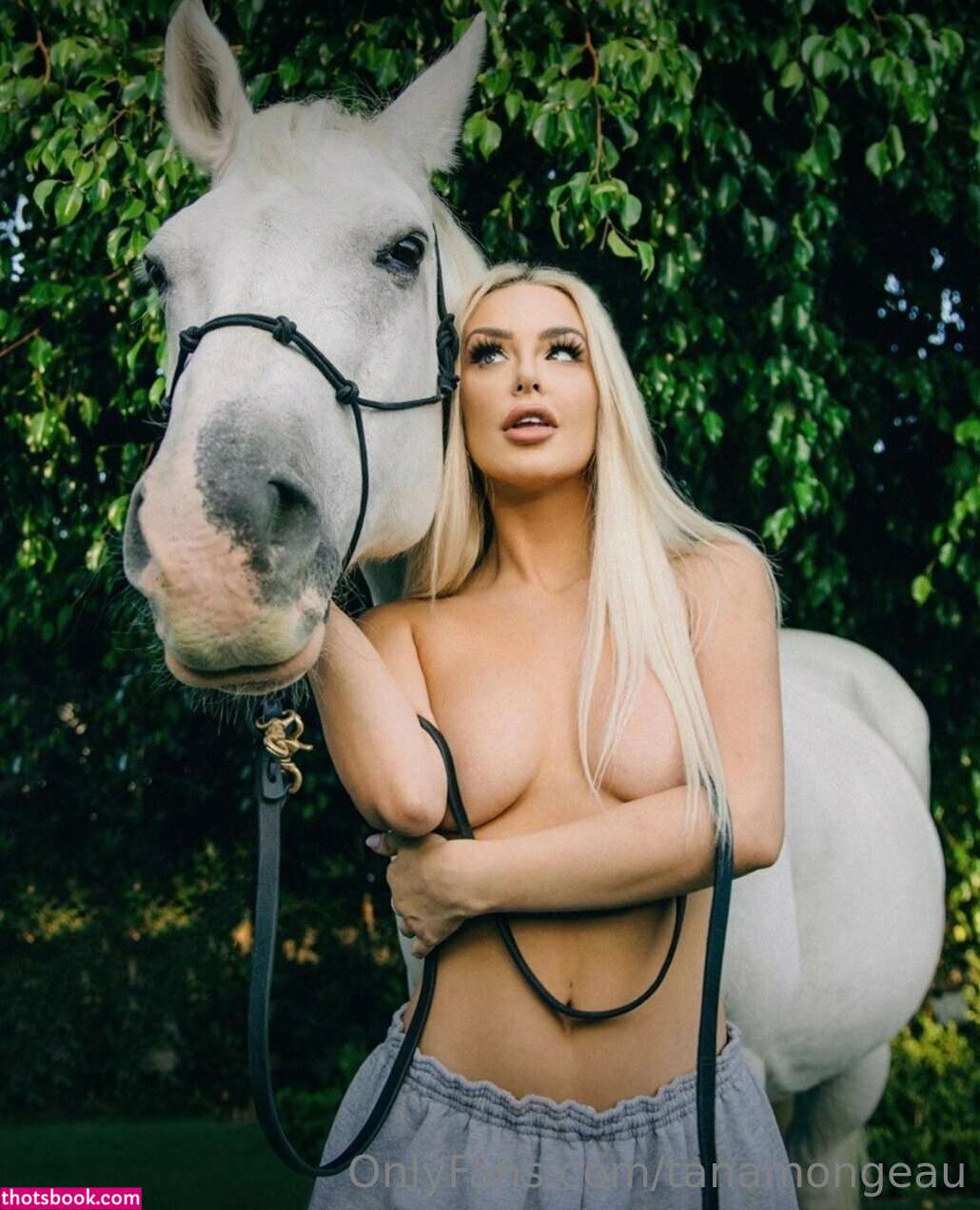 Tana Mongeau Photo #37