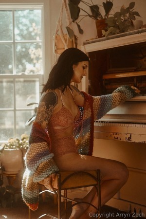 Arryn Zech Photo #340