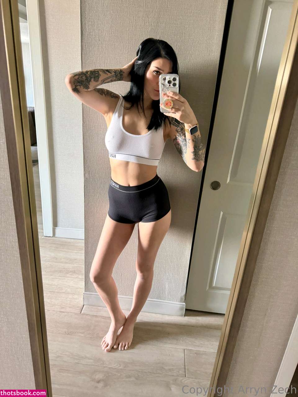 Arryn Zech Photo #368