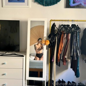 Arryn Zech Photo #443