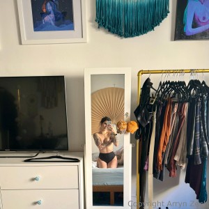 Arryn Zech Photo #445