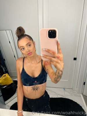 Woah Vicky Photo #97