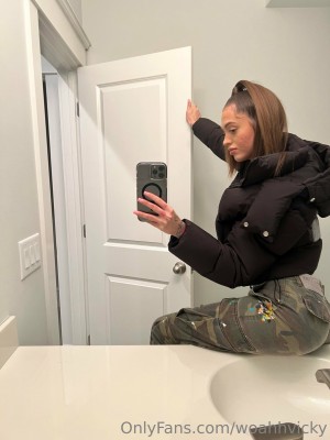 Woah Vicky Photo #123