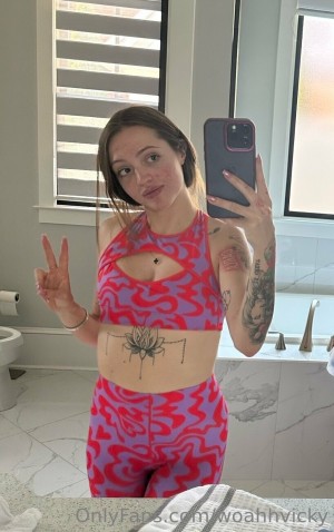 Woah Vicky Photo #178