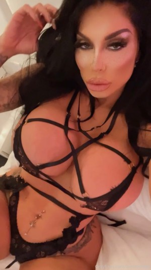 Lindi Nunziato Photo #73