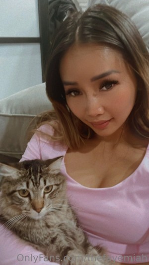 Faye Miah Photo #113