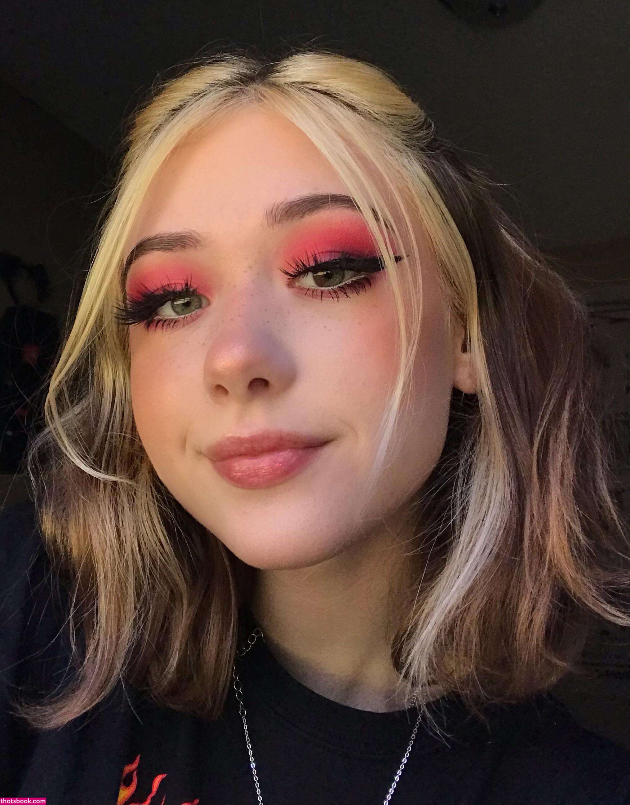 brattyydeath Photo #186