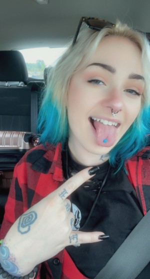 Misslavey666 Photo #8