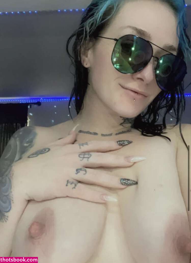 Misslavey666 Photo #35