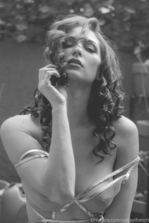 Carlotta Champagne Photo #782