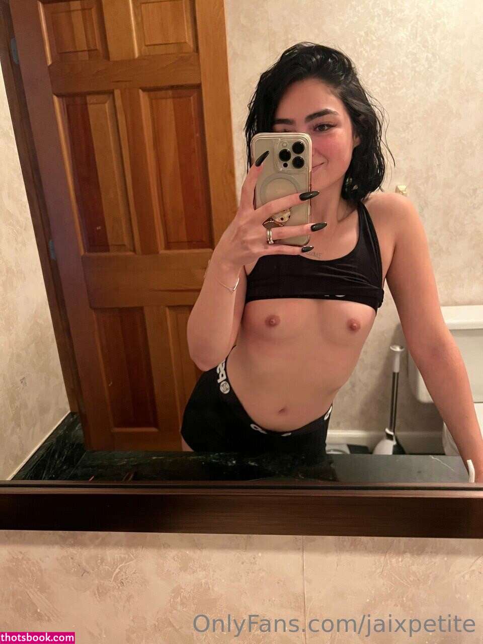 Jaixpetite Photo #48