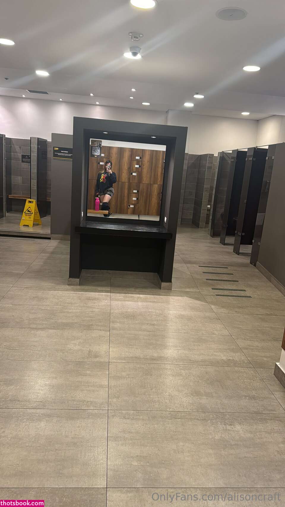 Alisoncraft Photo #62