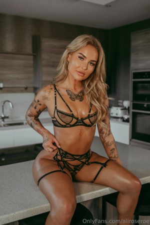 Aliroseroe Photo #87