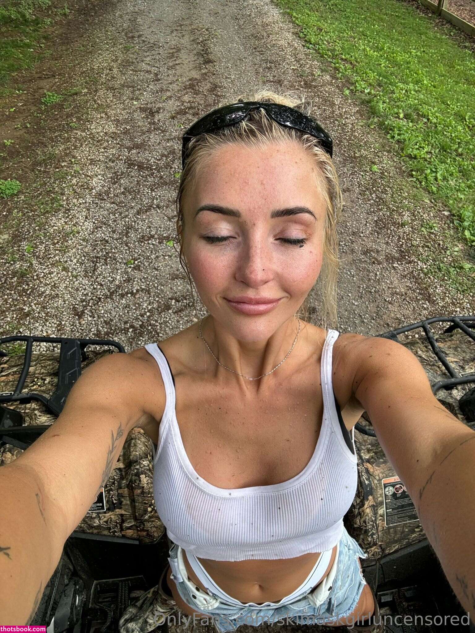 Briana Armbruster Photo #413