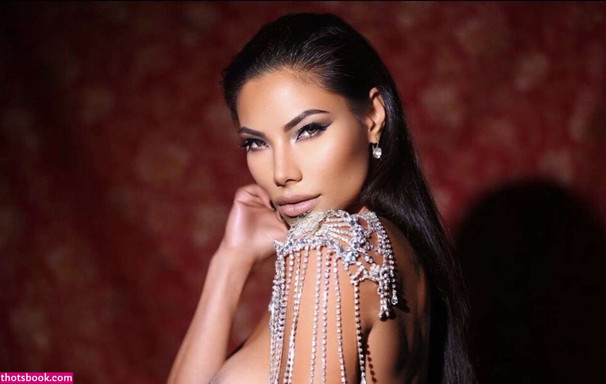 Nicole Amato Photo #39