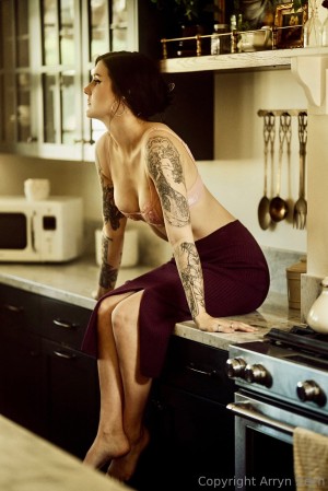 Arryn Zech Photo #462