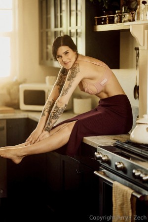 Arryn Zech Photo #469