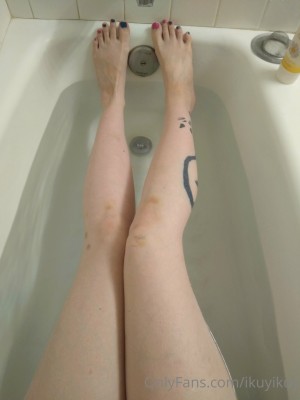 Ikuy Cosplayer Photo #65